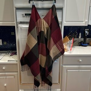 Adrienne Vitadini wrap